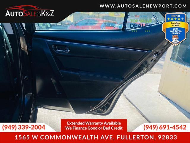 Photo of 2018 Black Sand Pearl Toyota Corolla