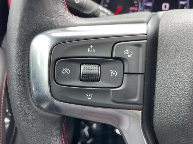 Photo of 2022 Iridescent Pearl Tricoat Chevrolet Blazer