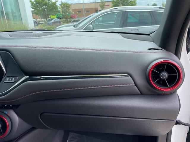 Photo of 2022 Iridescent Pearl Tricoat Chevrolet Blazer