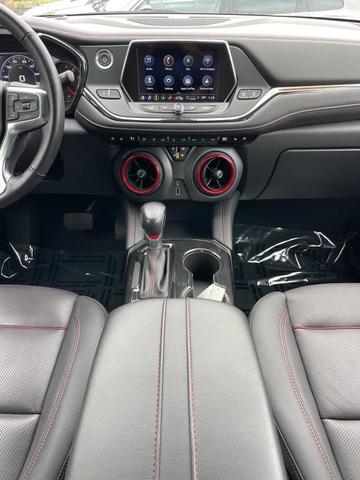 Photo of 2022 Iridescent Pearl Tricoat Chevrolet Blazer