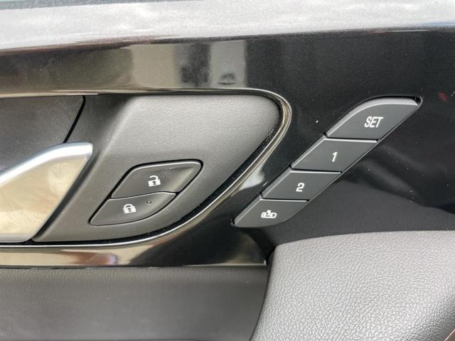 Photo of 2022 Iridescent Pearl Tricoat Chevrolet Blazer