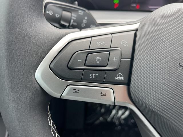Photo of 2025 Platinum Gray Metallic Volkswagen Tiguan
