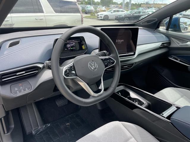 Photo of 2025 Mountain Lake Blue W/Black Roof Volkswagen ID.4
