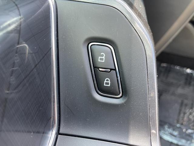 Photo of 2023 Atlas Blue Metallic Ford F-150