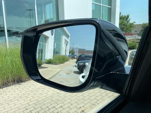 Photo of 2024 Bright White Clearcoat Jeep Grand Cherokee