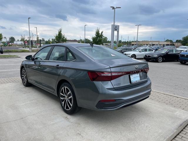 Photo of 2025 Platinum Gray Metallic Volkswagen Jetta