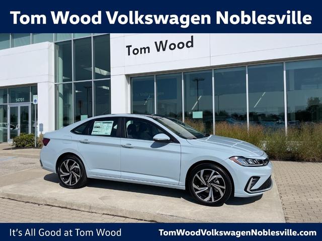 Photo of 2025 Alpine Grey Volkswagen Jetta