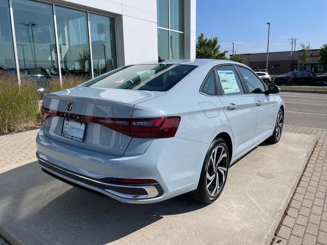 Photo of 2025 Alpine Grey Volkswagen Jetta