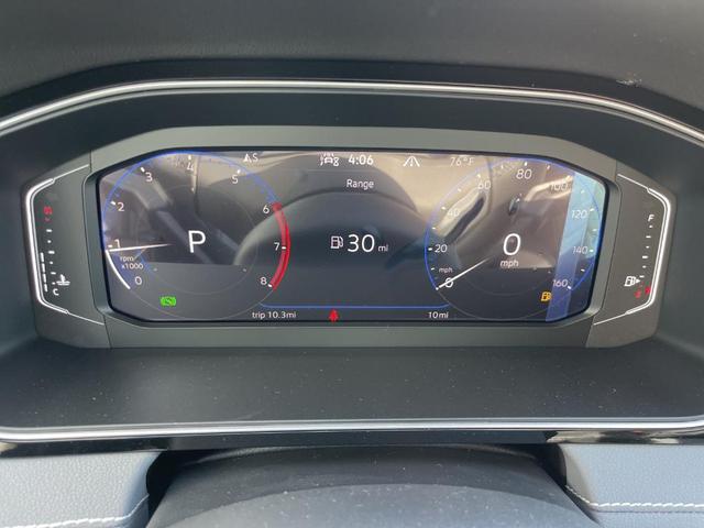 Photo of 2025 Alpine Grey Volkswagen Jetta