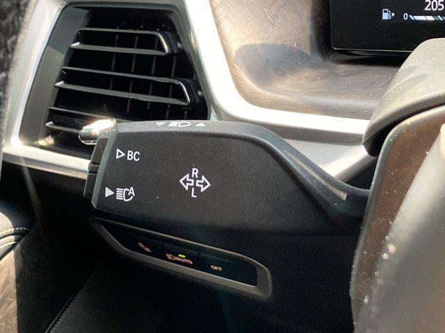Photo of 2024 Skyscraper Grey Metallic BMW X7