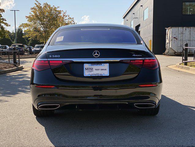 Photo of 2022 Black Mercedes-Benz S-Class