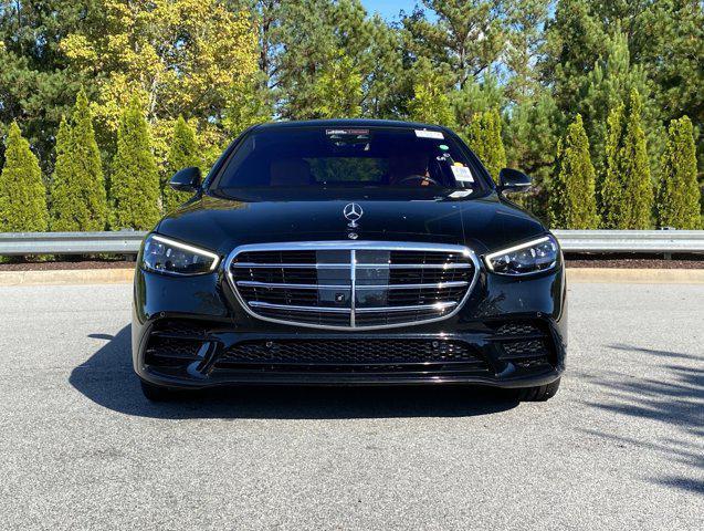 Photo of 2022 Black Mercedes-Benz S-Class