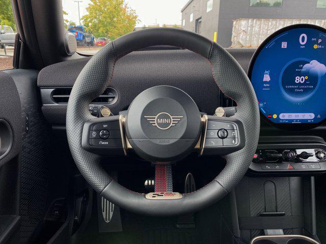 Photo of 2025 British Racing Green IV Metallic MINI Hardtop