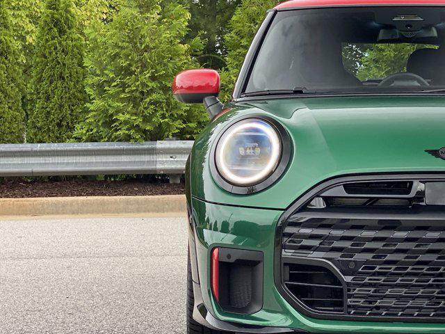 Photo of 2025 British Racing Green IV Metallic MINI Hardtop