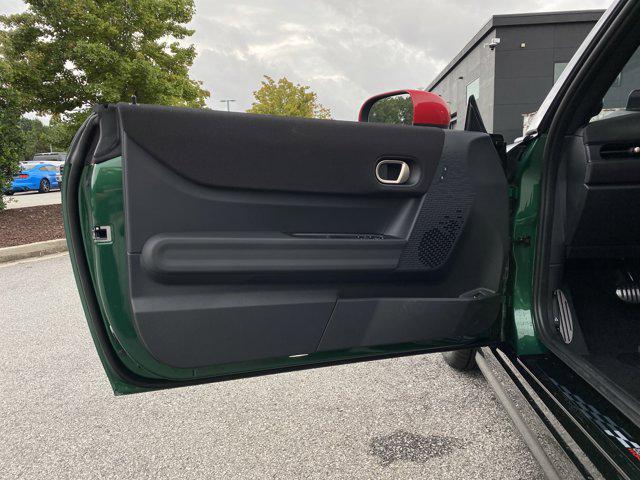 Photo of 2025 British Racing Green IV Metallic MINI Hardtop
