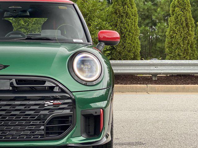 Photo of 2025 British Racing Green IV Metallic MINI Hardtop