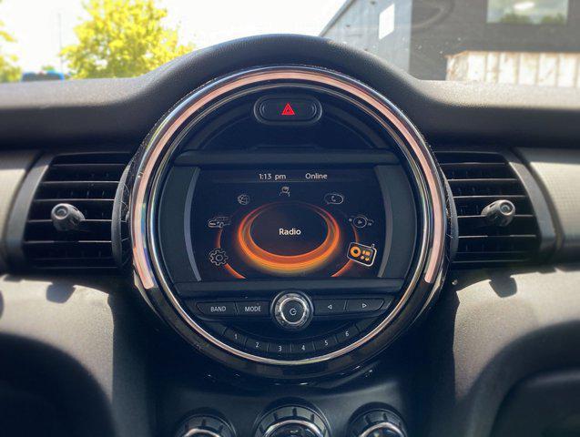 Photo of 2015 Silver MINI Hardtop