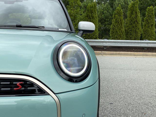 Photo of 2025 Ocean Wave Green Metallic MINI Hardtop