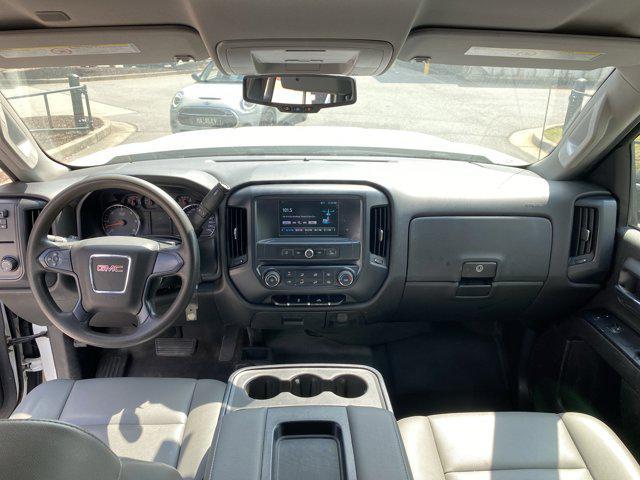 Photo of 2019 Summit White GMC Sierra 3500