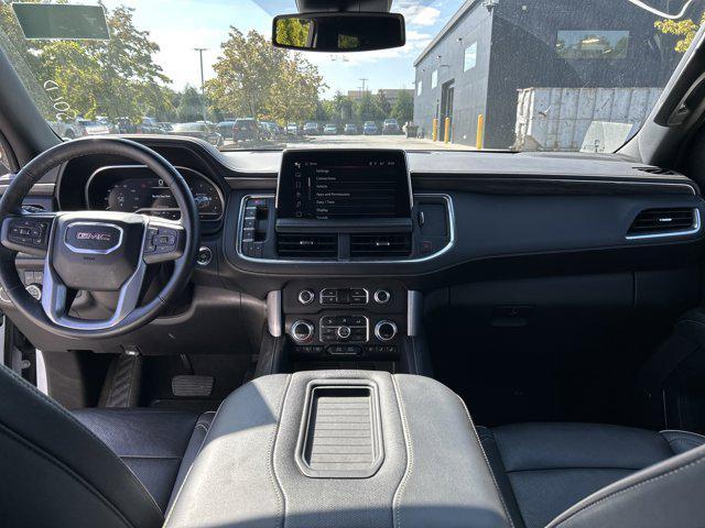 Photo of 2023 Summit White GMC Yukon