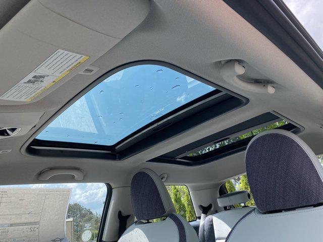 Photo of 2025 Midnight Black II Metallic MINI Hardtop