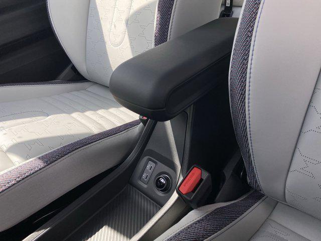 Photo of 2025 Midnight Black II Metallic MINI Hardtop