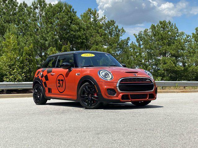 Photo of 2021 Solaris Orange Metallic MINI Hardtop