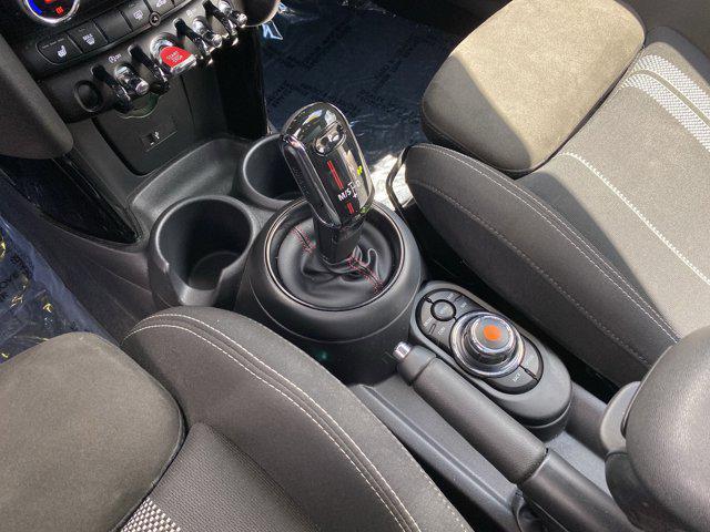 Photo of 2021 Solaris Orange Metallic MINI Hardtop