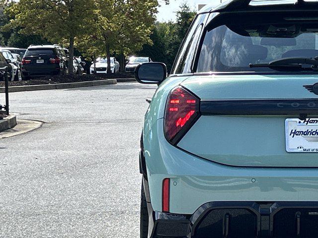 Photo of 2026 Ocean Wave Green Metallic MINI Hardtop