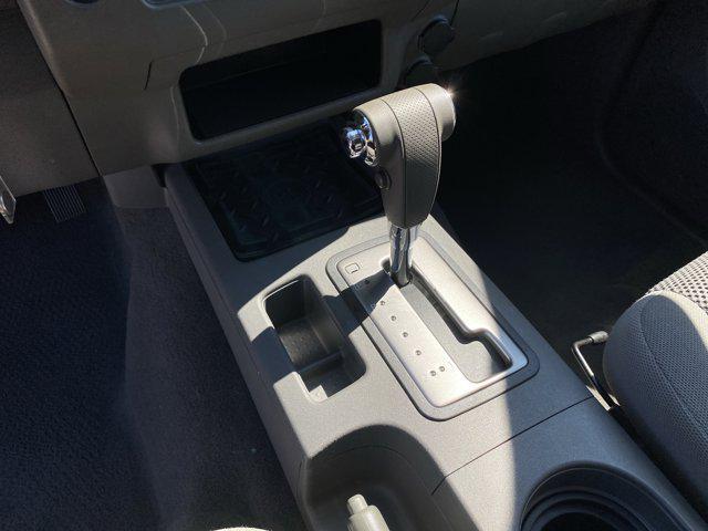 Photo of 2006 Storm Gray Nissan Frontier