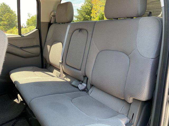 Photo of 2006 Storm Gray Nissan Frontier