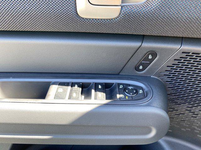 Photo of 2025 Nanuq White Metallic MINI Countryman