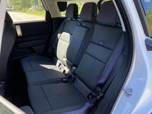 Photo of 2025 Nanuq White Metallic MINI Countryman