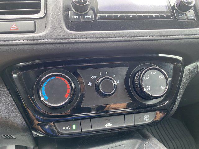 Photo of 2022 Crystal Black Pearl Honda HR-V