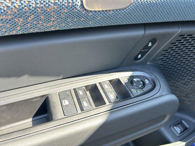 Photo of 2025 Blazing Blue Metallic MINI Countryman