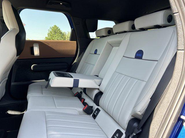 Photo of 2025 Blazing Blue Metallic MINI Countryman