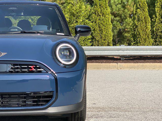Photo of 2026 Indigo Sunset Blue Metallic MINI Hardtop