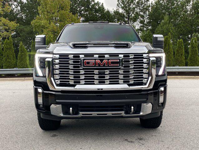 Photo of 2024 Onyx Black GMC Sierra 2500