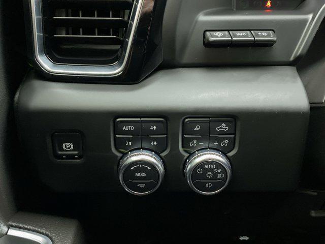 Photo of 2024 Onyx Black GMC Sierra 2500