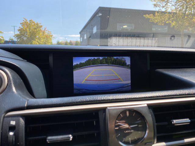 Photo of 2019 Eminent White Pearl Lexus IS 300