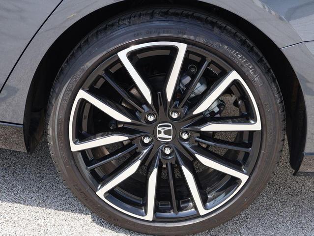 Photo of 2023 Urban Gray Pearl Honda Accord Hybrid