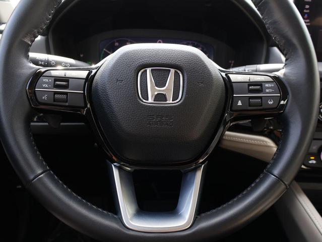 Photo of 2023 Urban Gray Pearl Honda Accord Hybrid
