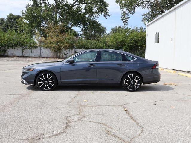 Photo of 2023 Urban Gray Pearl Honda Accord Hybrid