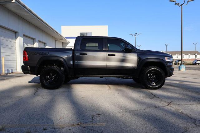 Photo of 2025 Granite Crystal Metallic Clearcoat RAM 1500