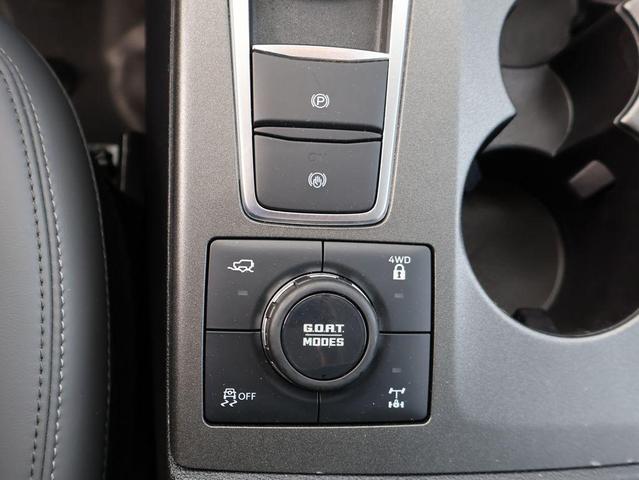 Photo of 2025 Shadow Black Ford Bronco Sport