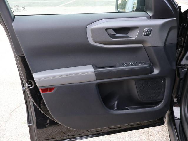 Photo of 2025 Shadow Black Ford Bronco Sport