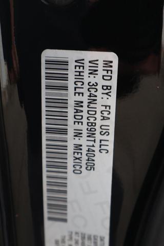 Photo of 2022 Diamond Black Crystal Pearlcoat Jeep Compass