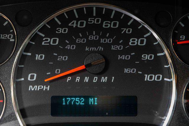 Photo of 2023 Summit White GMC Savana 2500