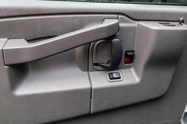 Photo of 2023 Summit White GMC Savana 2500