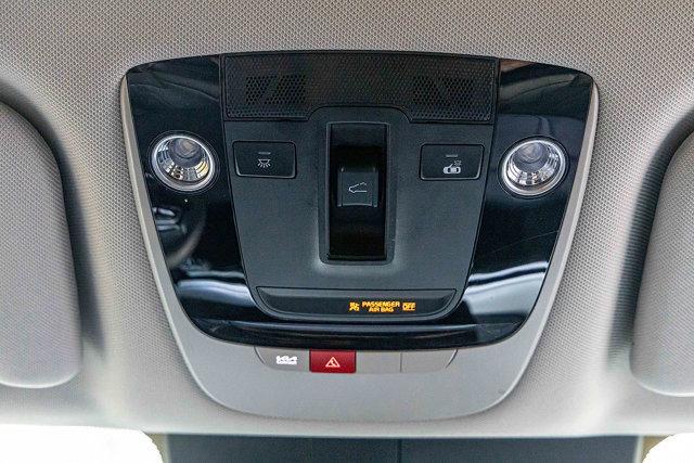 Photo of 2024 Wolf Gray Kia Sorento